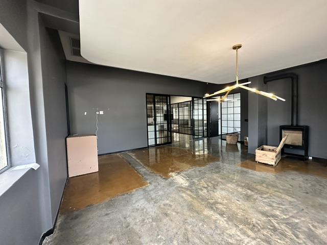 To Let Commercial Property for Rent in Woodstock Western Cape